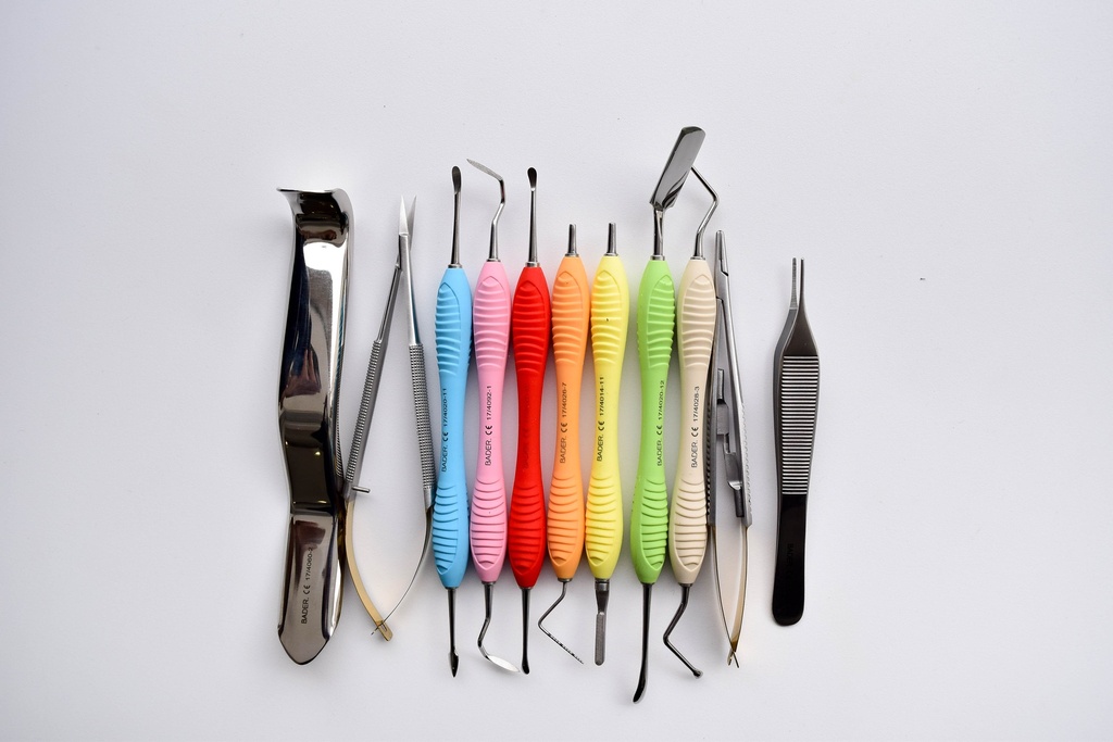 CAJA DE CIRUGIA COMPLETA BADERMASTER