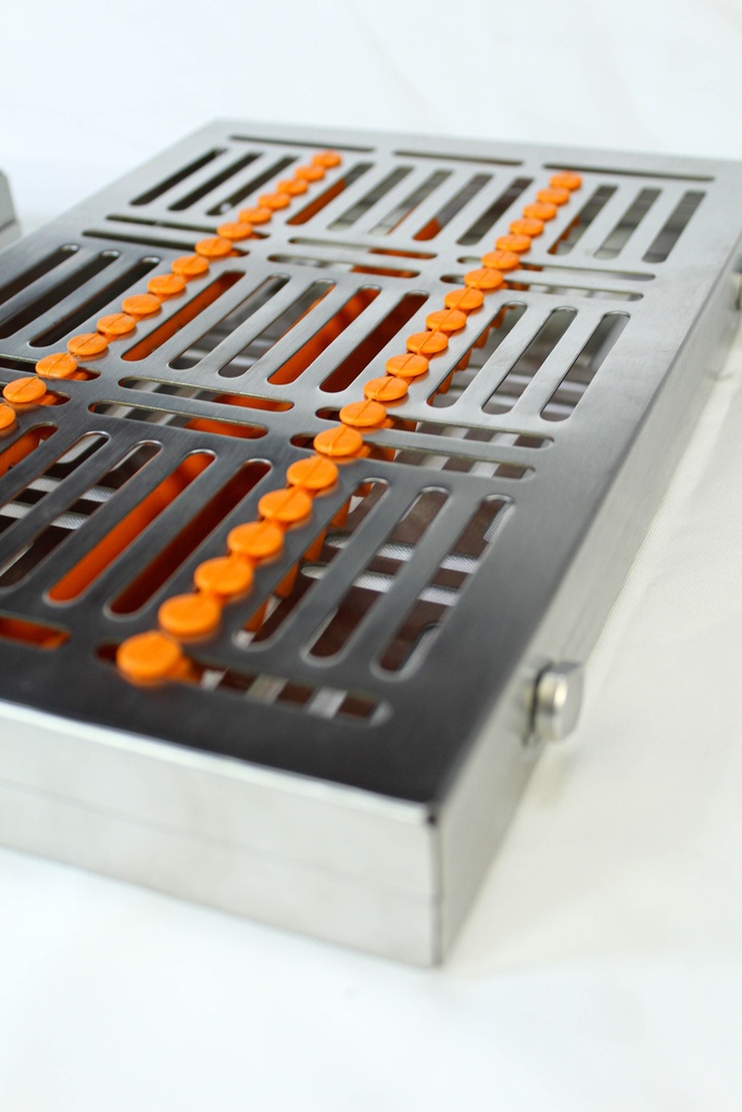 CASETE METALICO PORTAINSTRUMENTOS 20PCS.